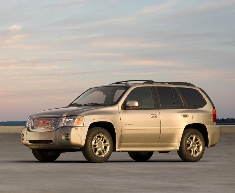 GMC Envoy Denali 2007 года  (фото 4 из 19)